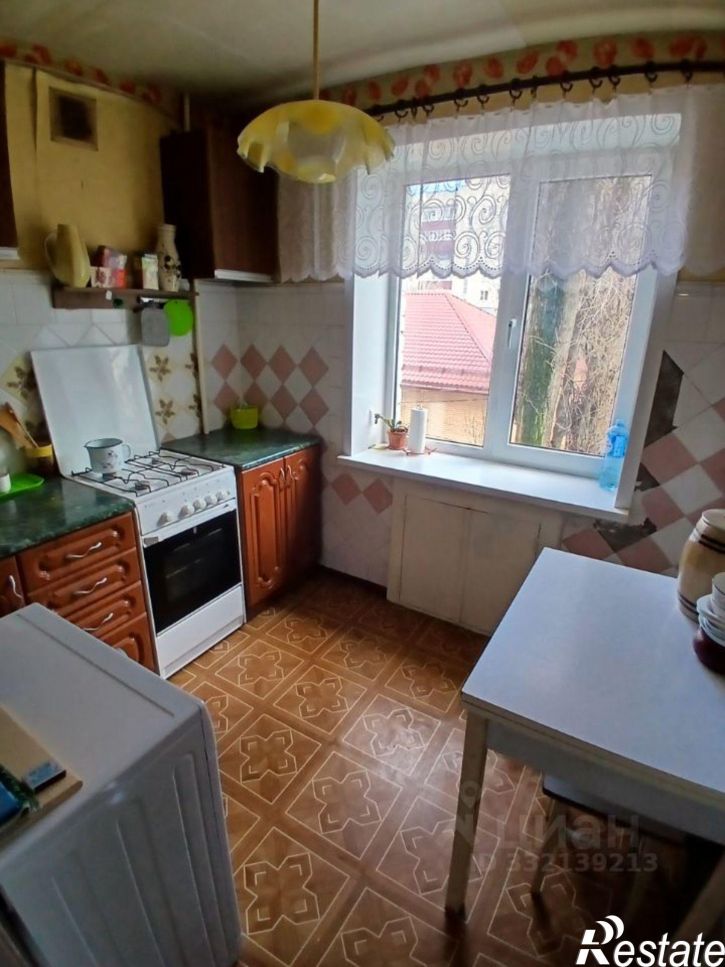 3-комн квартира ул 50 лет Октября, 15А,  д. 15А