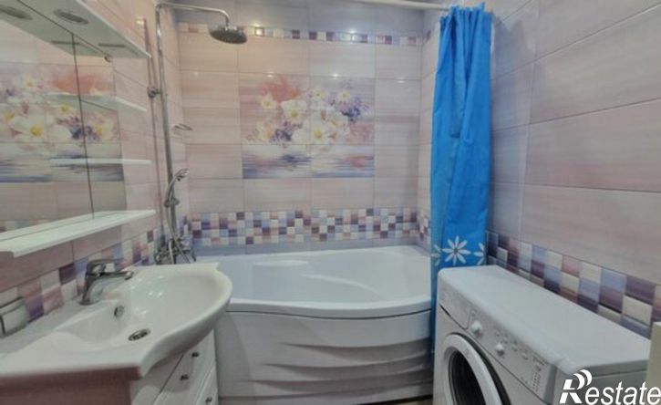 2-комн квартира пр-кт Вячеслава Клыкова, 58,  д. 58