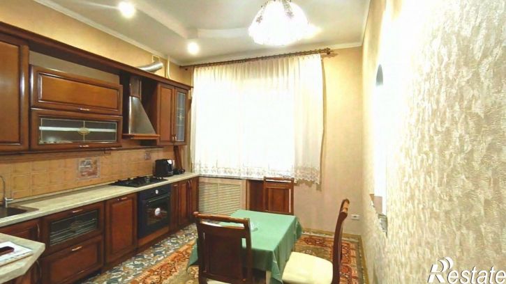 3-комн квартира ул Л.Толстого, 12,  д. 12