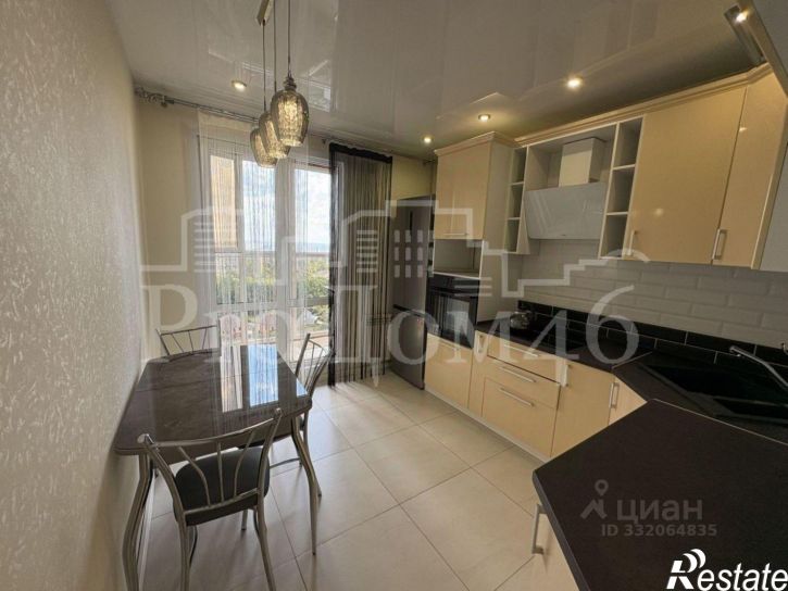 1-комн квартира пр-кт Дружбы, 19В,  д. 19В