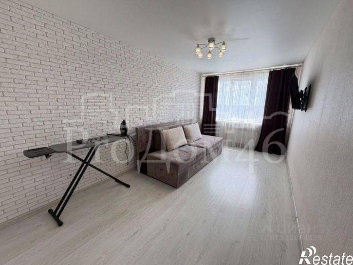 1-комн квартира пр-кт Дружбы, 19В,  д. 19В