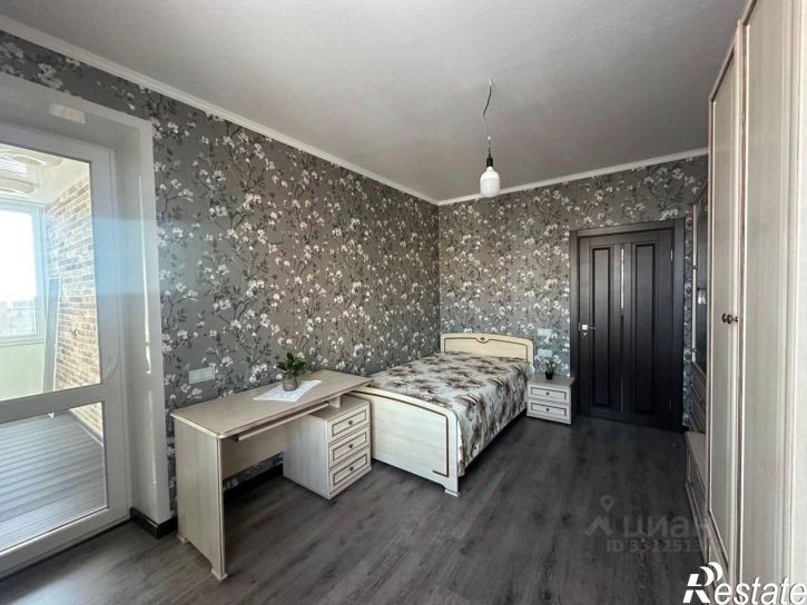 3-комн квартира ул Кати Зеленко, 3,  д. 3