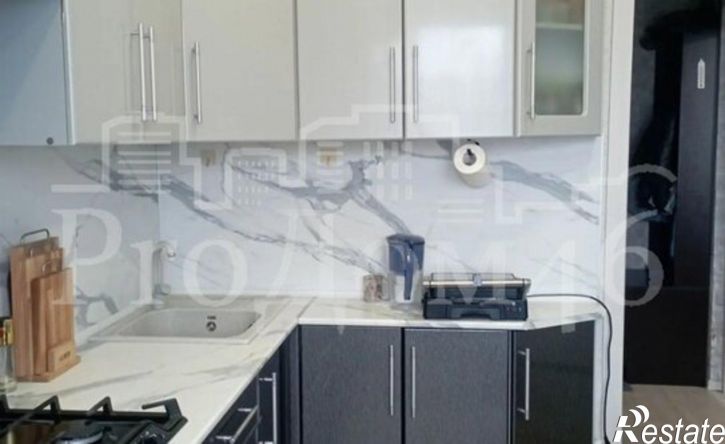 4-комн квартира ул Серегина, 26А,  д. 26А