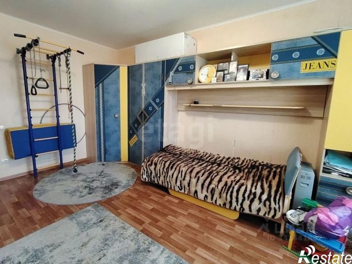 3-комн квартира пр-кт Вячеслава Клыкова, 90,  д. 90