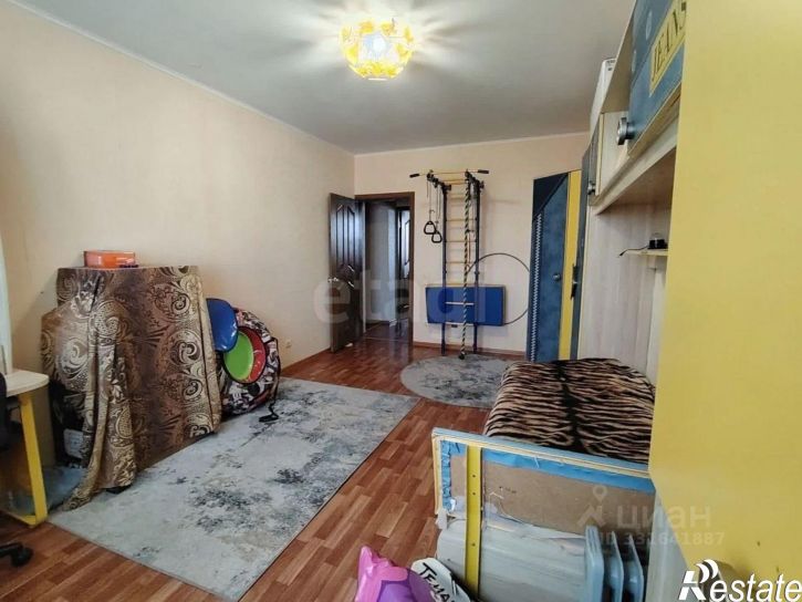3-комн квартира пр-кт Вячеслава Клыкова, 90,  д. 90