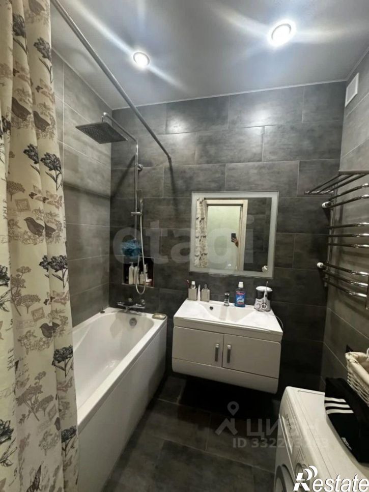 3-комн квартира пр-кт Анатолия Дериглазова, 35,  д. 35