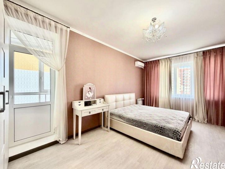 3-комн квартира пр-кт Анатолия Дериглазова, 9,  д. 9