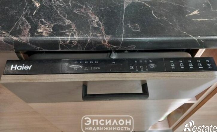 3-комн квартира пр-кт Вячеслава Клыкова, 35,  д. 35