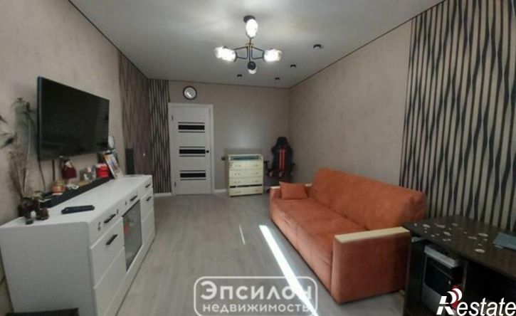 3-комн квартира пр-кт Вячеслава Клыкова, 35,  д. 35