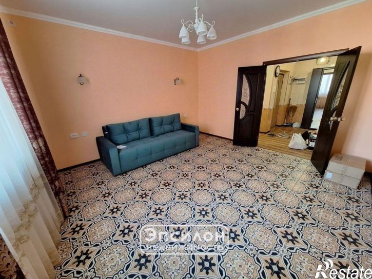 3-комн квартира пр-кт Анатолия Дериглазова, 9,  д. 9