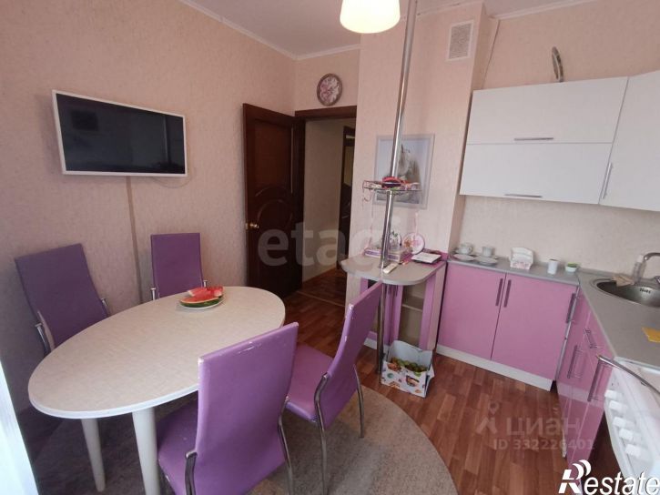 2-комн квартира пр-кт Вячеслава Клыкова, 52,  д. 52