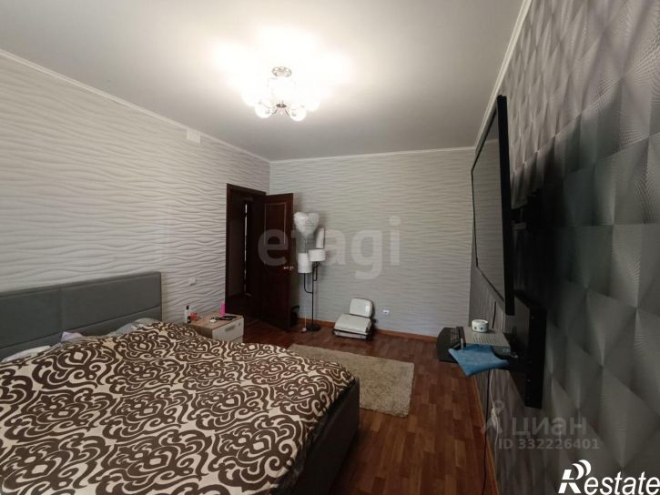 2-комн квартира пр-кт Вячеслава Клыкова, 52,  д. 52