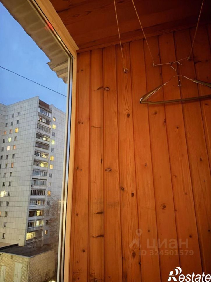 2-комн квартира ул Серегина, 23,  д. 23