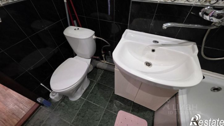 2-комн квартира ул Красный Октябрь, 10,  д. 10