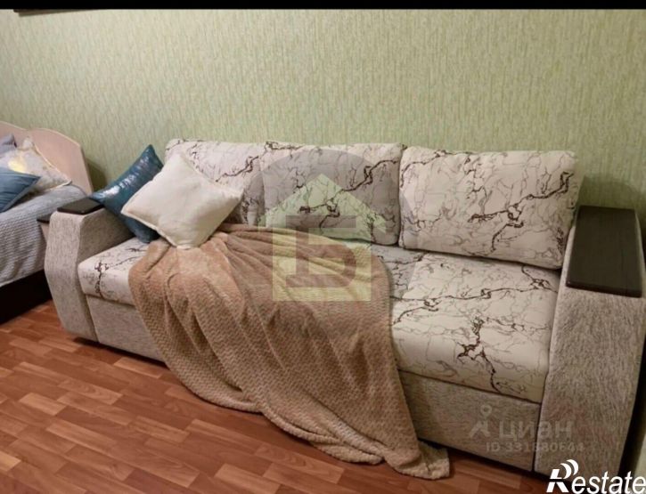 3-комн квартира пр-кт Вячеслава Клыкова, 50,  д. 50