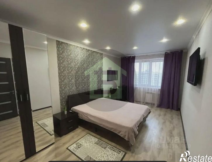 3-комн квартира пр-кт Вячеслава Клыкова, 45,  д. 45