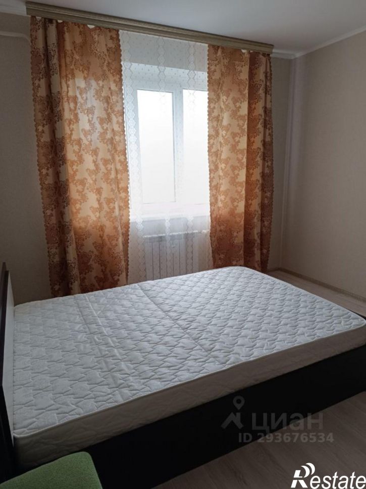 2-комн квартира ул Домостроителей, 2,  д. 2