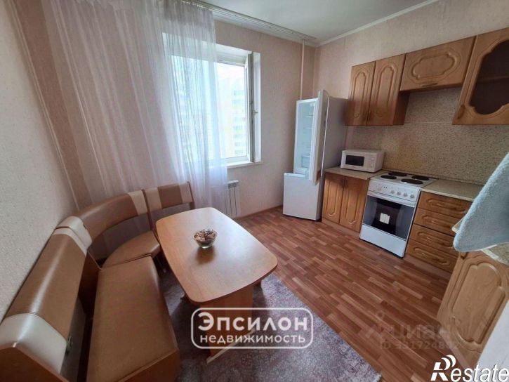 1-комн квартира пр-кт Вячеслава Клыкова, 82,  д. 82