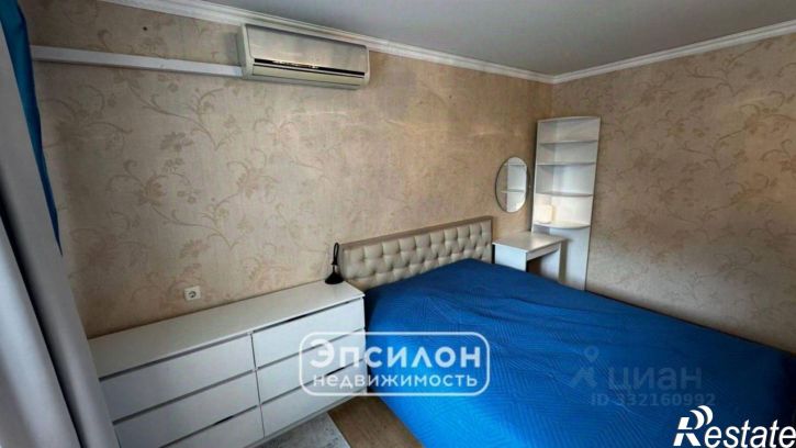 3-комн квартира пр-кт Хрущева, 4,  д. 4