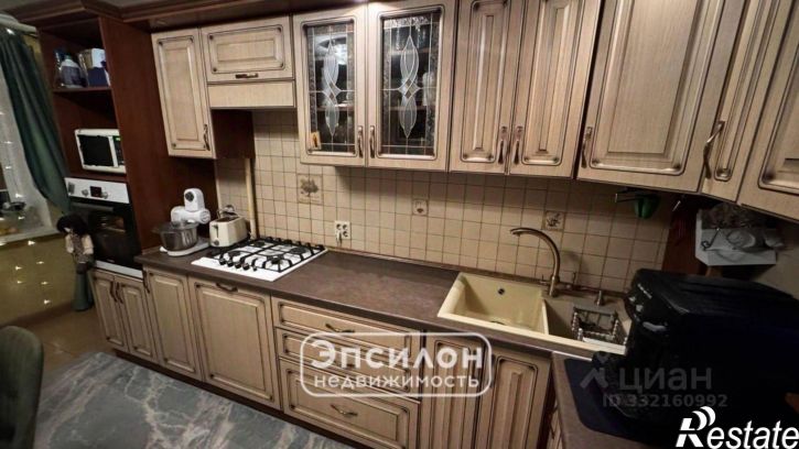 3-комн квартира пр-кт Хрущева, 4,  д. 4
