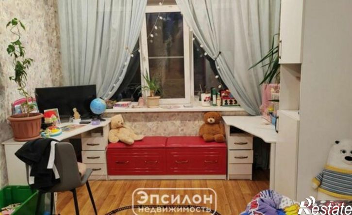 3-комн квартира пр-кт Ленинского Комсомола, 107,  д. 107