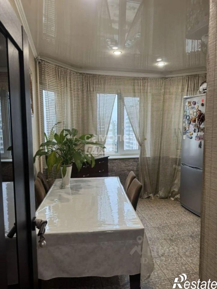 2-комн квартира пр-кт Вячеслава Клыкова, 34,  д. 34
