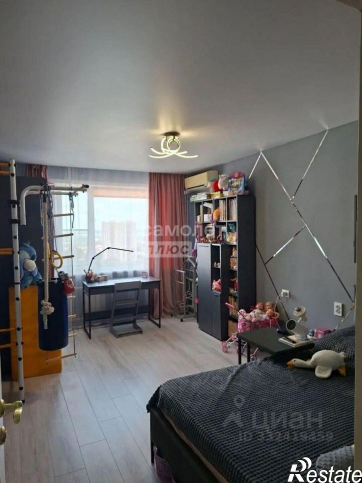 3-комн квартира пр-кт Победы, 28,  д. 28