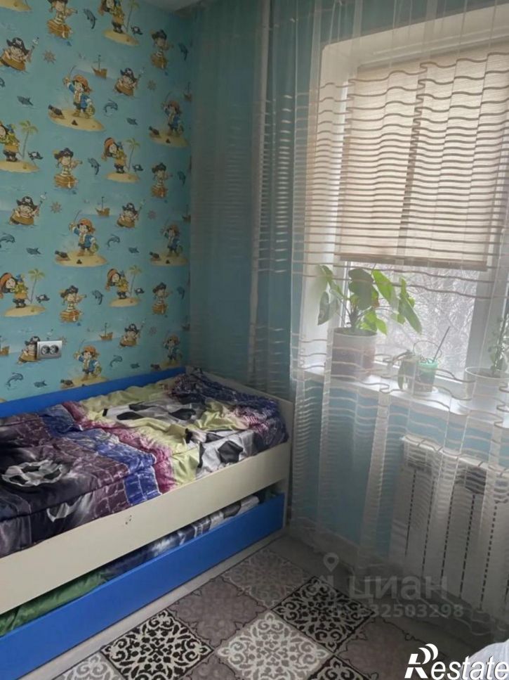 3-комн квартира пр-кт Дружбы, 4,  д. 4
