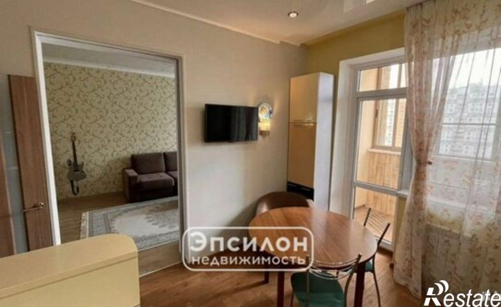 3-комн квартира пр-кт Вячеслава Клыкова, 92,  д. 92