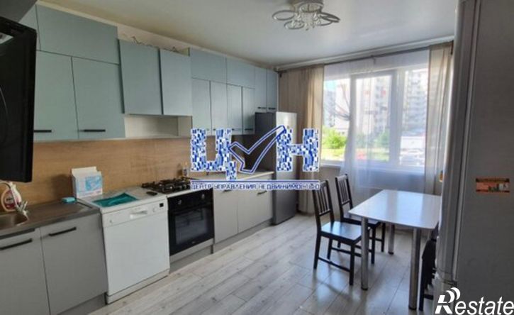 3-комн квартира Надежды Плевицкой пр-кт, 37,  д. 37