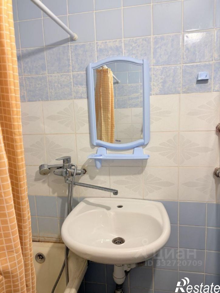 3-комн квартира пр-д Сергеева, 8,  д. 8