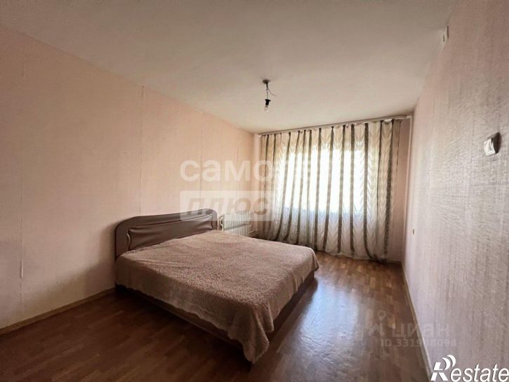 3-комн квартира пр-кт Победы, 18,  д. 18