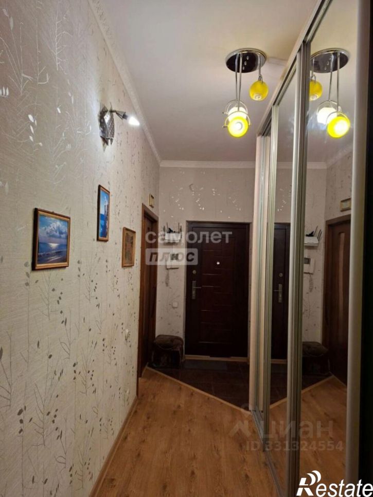 3-комн квартира пр-кт Победы, 2,  д. 2
