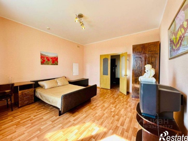 2-комн квартира пр-кт Победы, 50,  д. 50