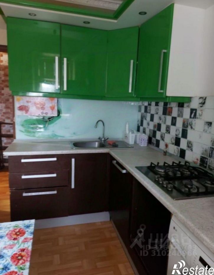 3-комн квартира пр-кт Кулакова, 5,  д. 5