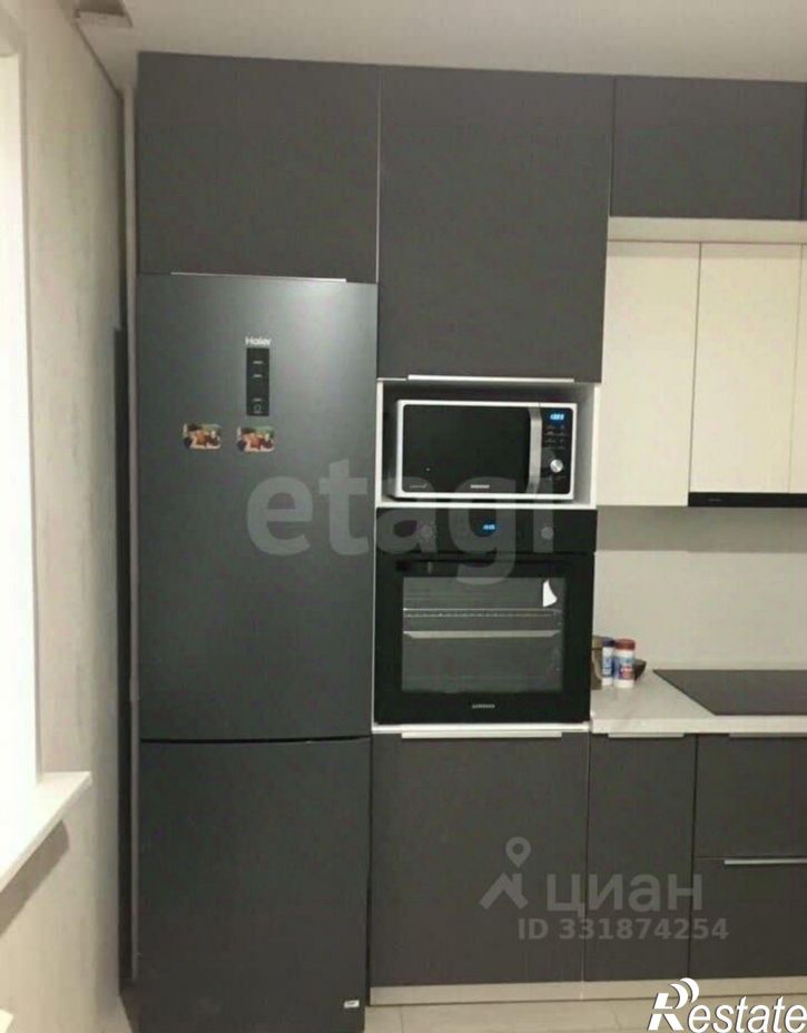 3-комн квартира пр-кт Победы, 28,  д. 28