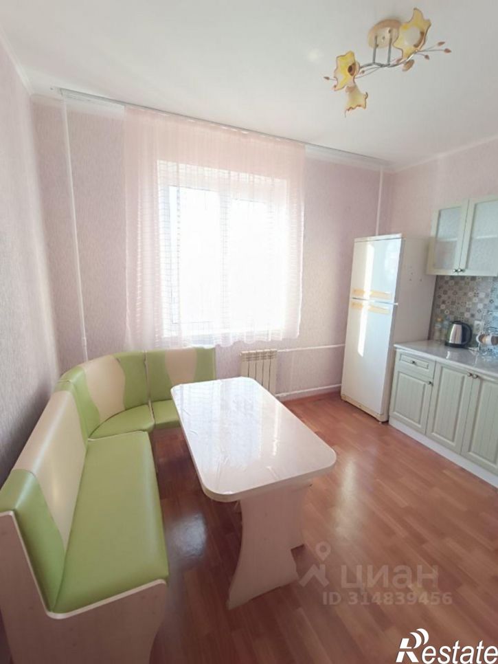 1-комн квартира пр-кт Вячеслава Клыкова, 79,  д. 79
