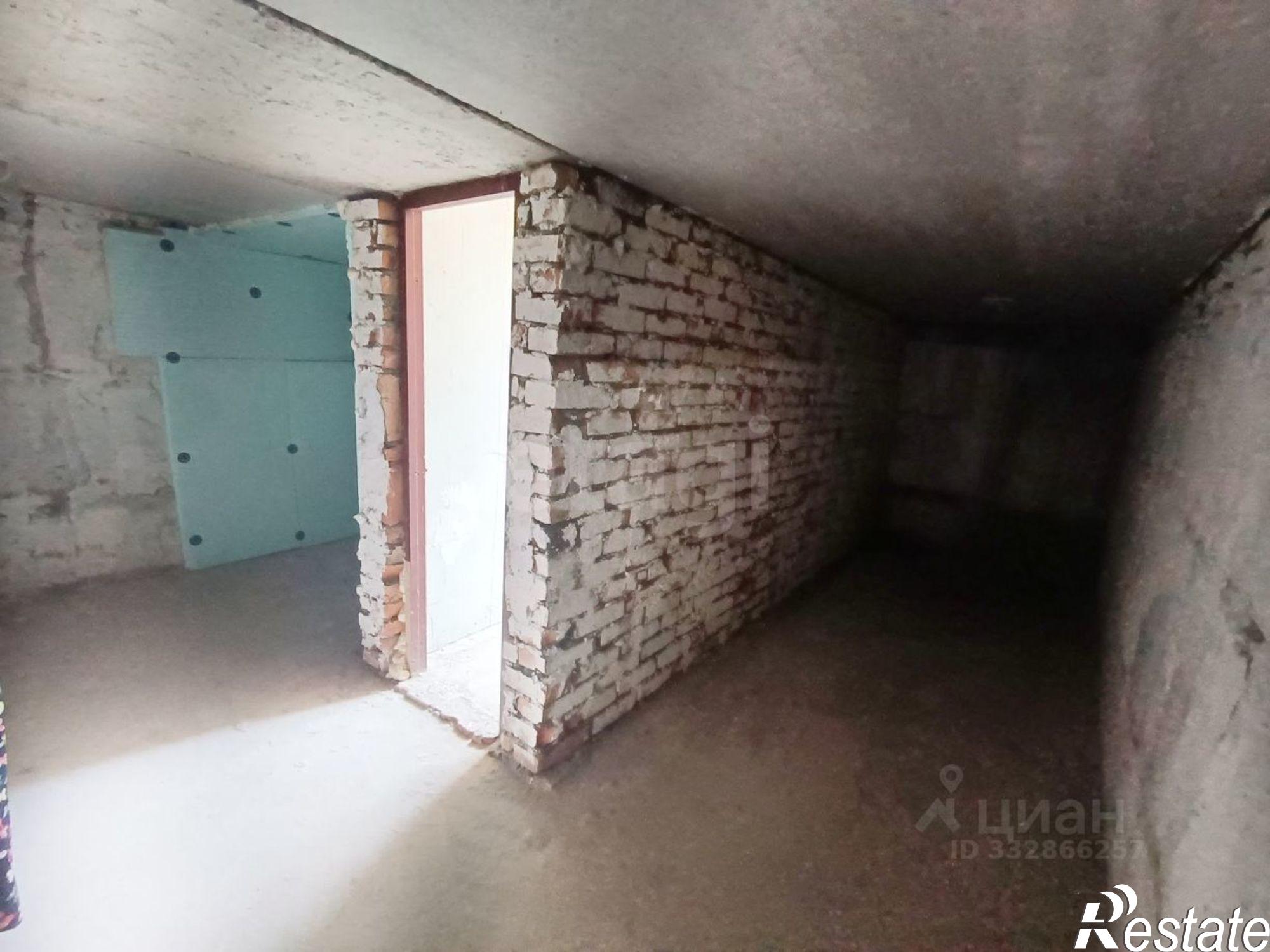 Купить гараж, место в паркинге за 2 082 290 рублей на ул Димитрова, 52