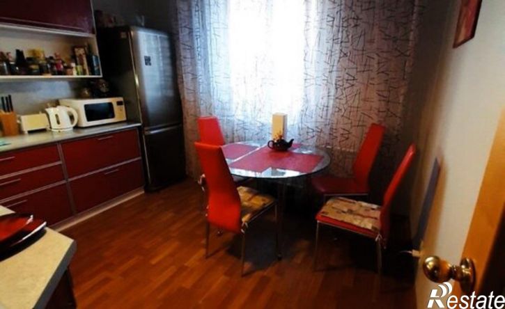 3-комн квартира пр-кт Победы, 12,  д. 12