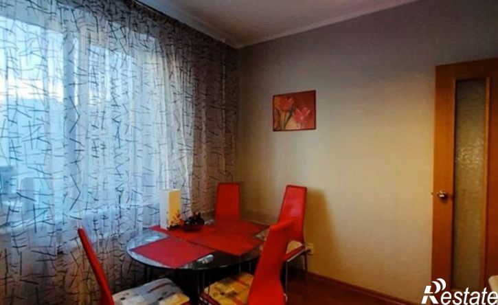 3-комн квартира пр-кт Победы, 12,  д. 12