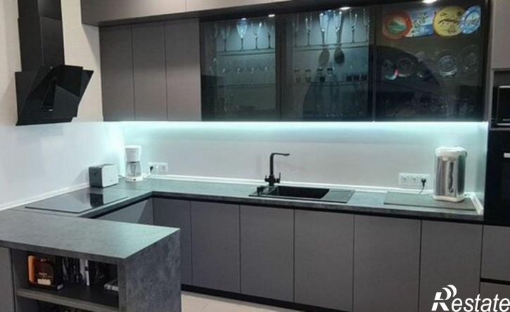 3-комн квартира ул Домостроителей, 19,  д. 19