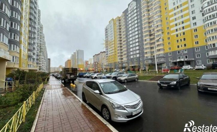 2-комн квартира пр-кт Анатолия Дериглазова, 111,  д. 111