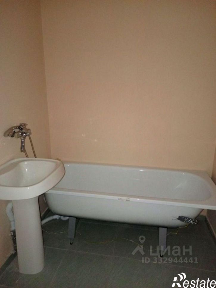 2-комн квартира ул Евгения Клевцова, 32,  д. 32