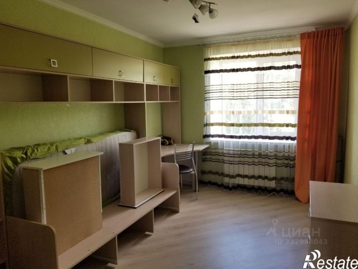 4-комн квартира ул Хуторская, 7,  д. 7