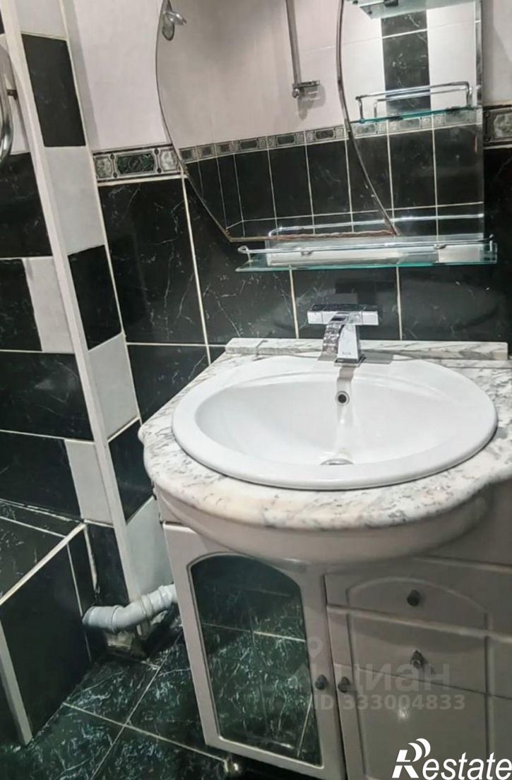 3-комн квартира пр-кт Кулакова, 25,  д. 25