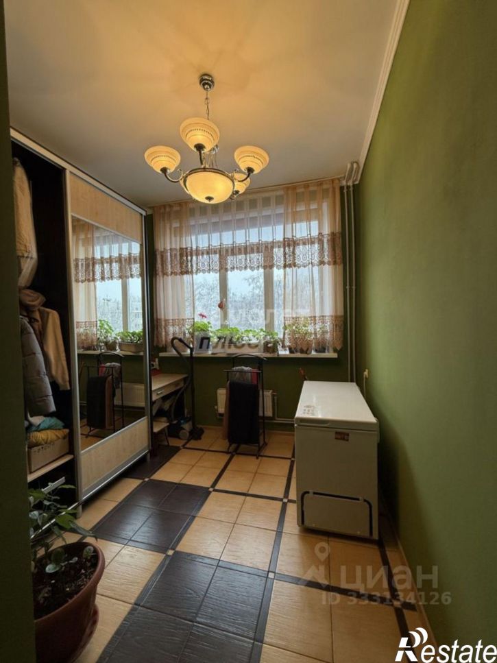 4-комн квартира ул Хуторская, 11,  д. 11