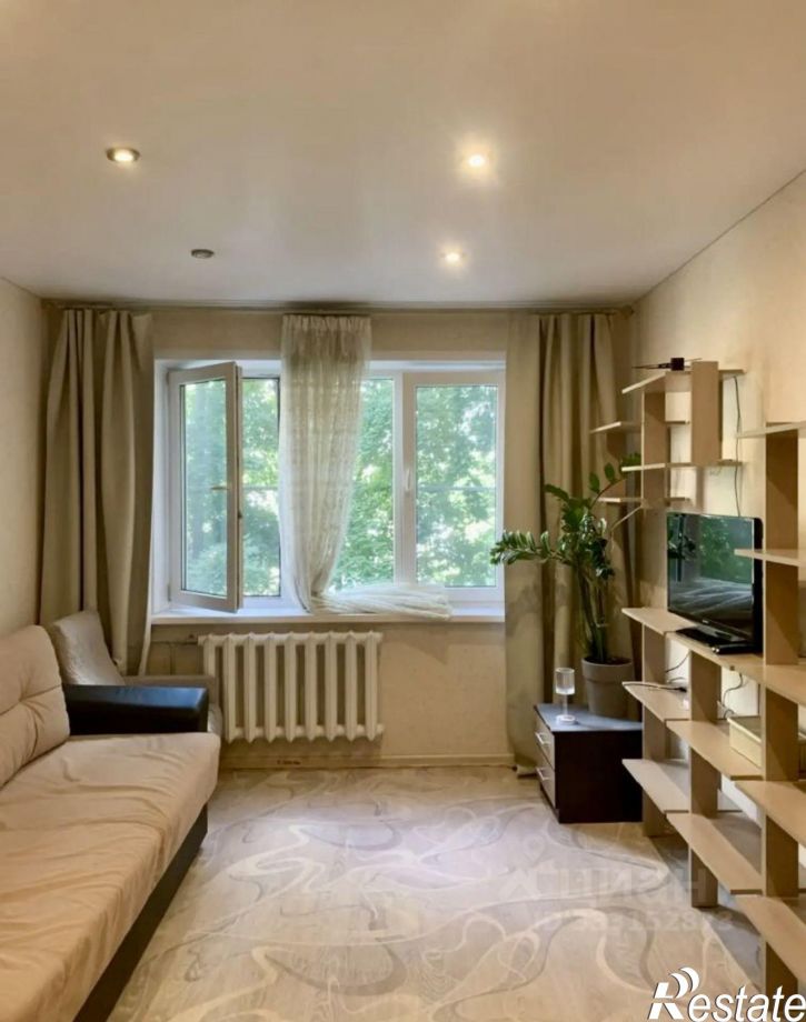3-комн квартира пр-д Сергеева, 8,  д. 8