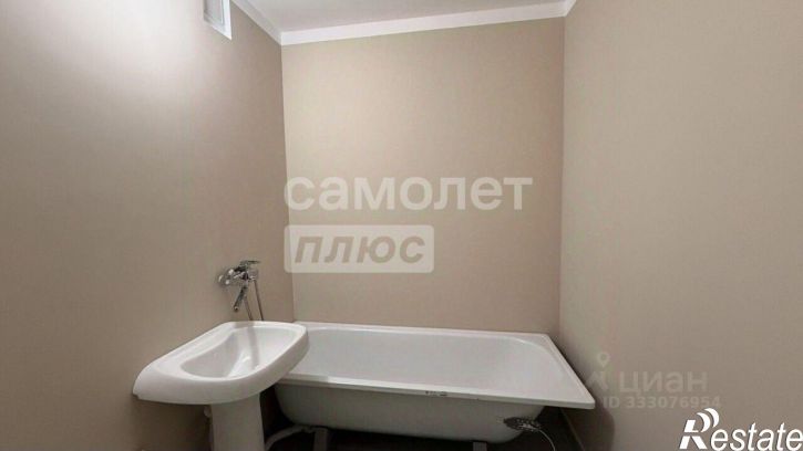 2-комн квартира ул Вадима Кирпиченко, 4,  д. 4