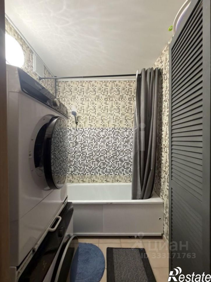2-комн квартира пр-кт Анатолия Дериглазова, 1,  д. 1