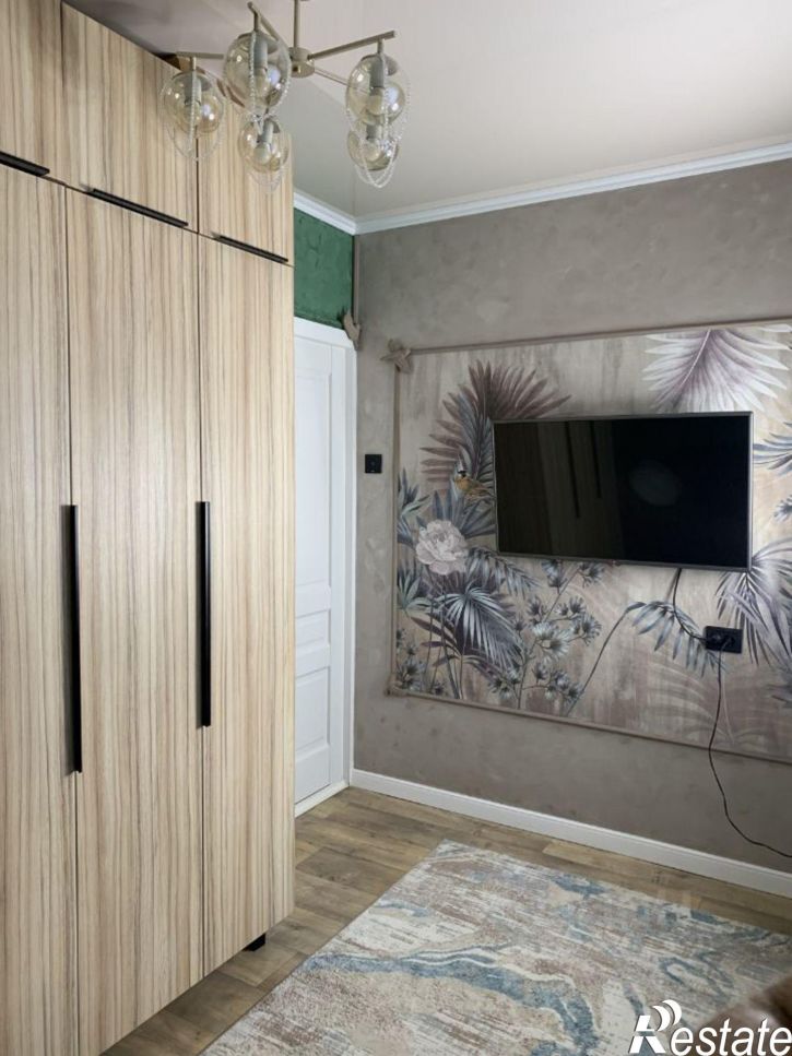 3-комн квартира пр-кт Хрущева, 35,  д. 35